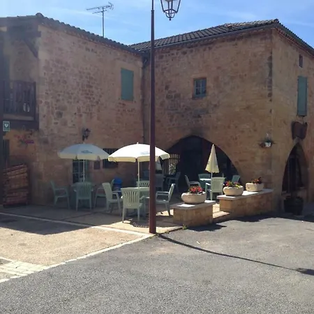 La Chaumiere *